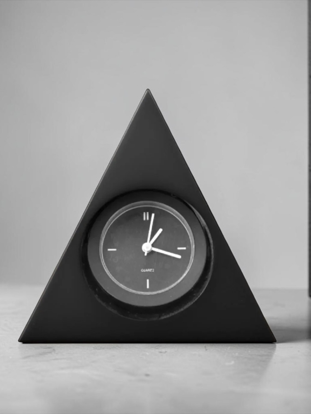 Vintage Black Triangular Quartz Desk Clock